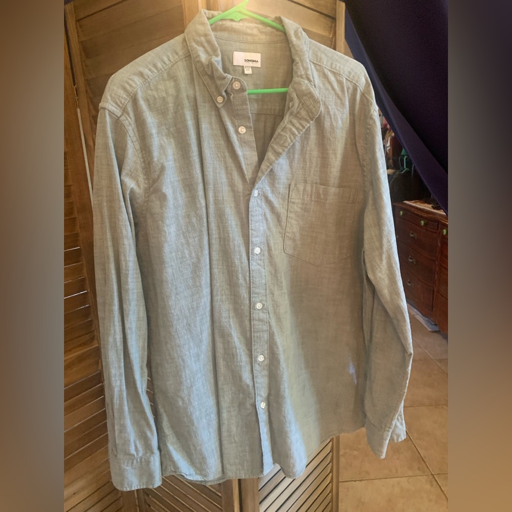 Men’s dress shirt